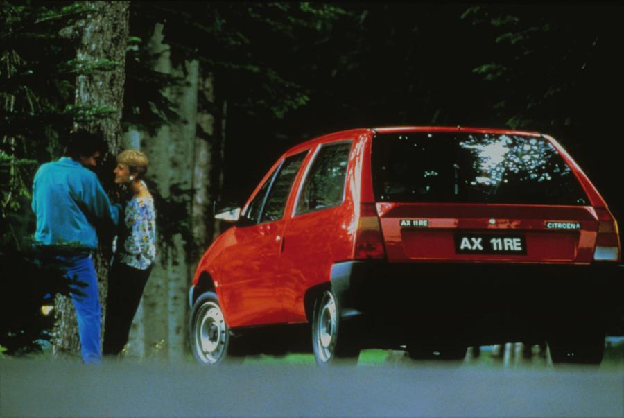  Citroen AX 11 RE 3-Door 1986 года  (WW) (фото 5 из 10)